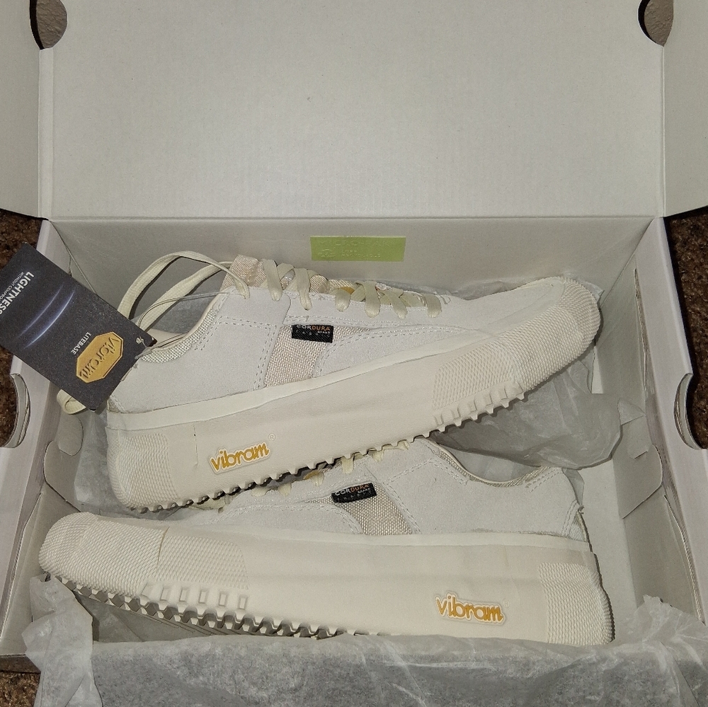 BRANDBLACK X VIBRAM Shoes Size 7.5 NWT